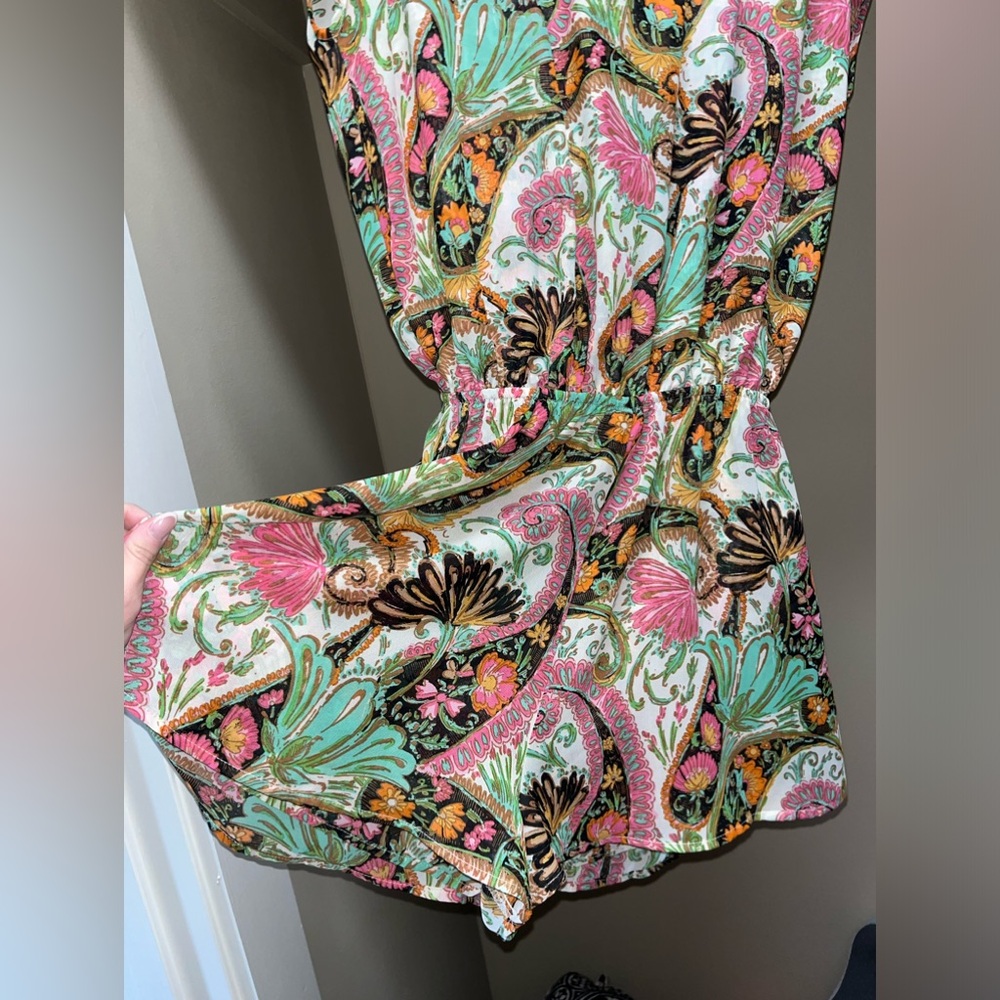 Romper - Picture 2 of 3